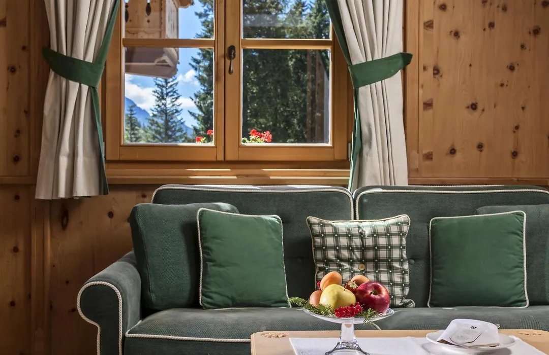 Hotel Chalet Del Sogno-1