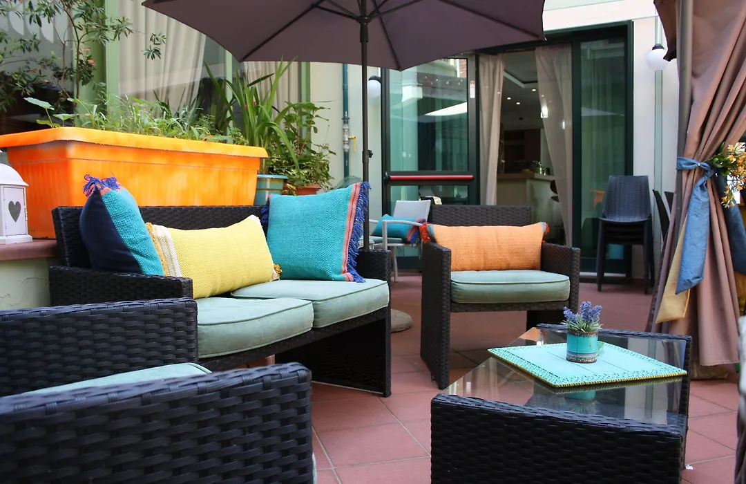 Hotel Ambrosiano-1