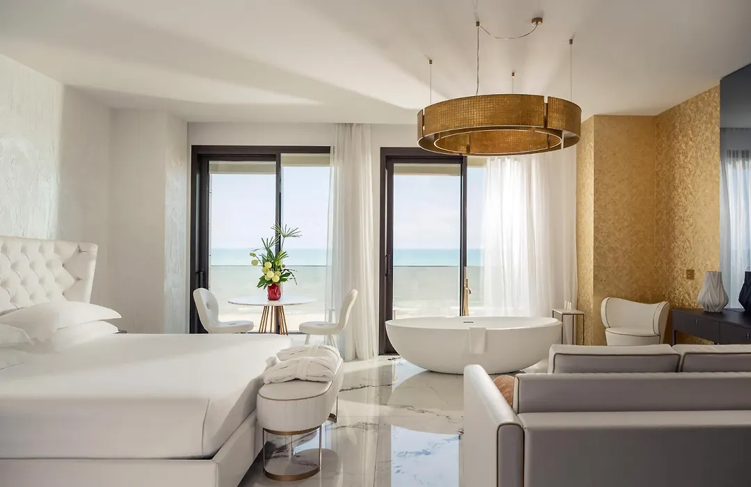 The Promenade Luxury Wellness Hotel-1