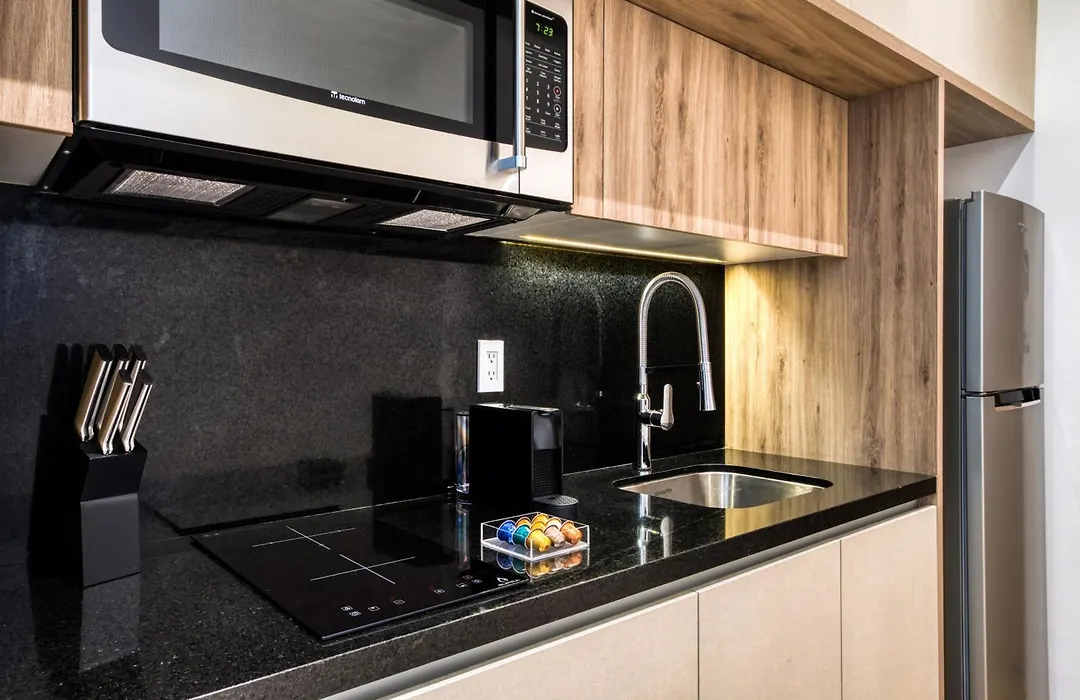 Studio Fenomenal Con Balcon Priv And Rooftop Whit Jacuzzi-1
