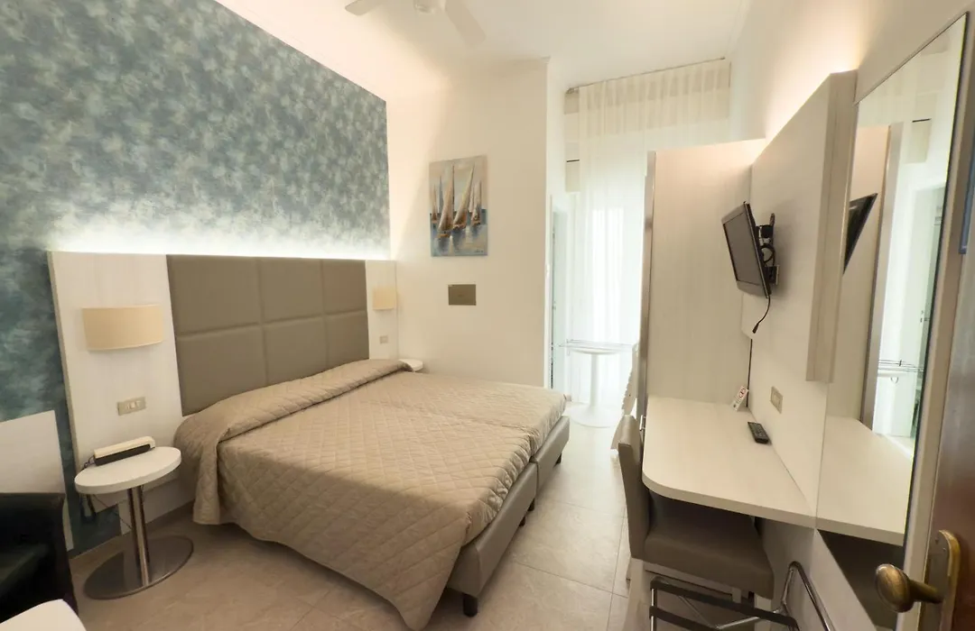 Hotel Gabriella-1