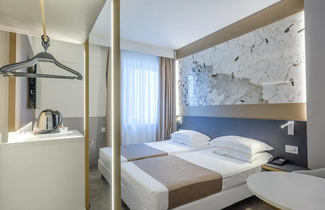 Hotel Bologna Airport-1