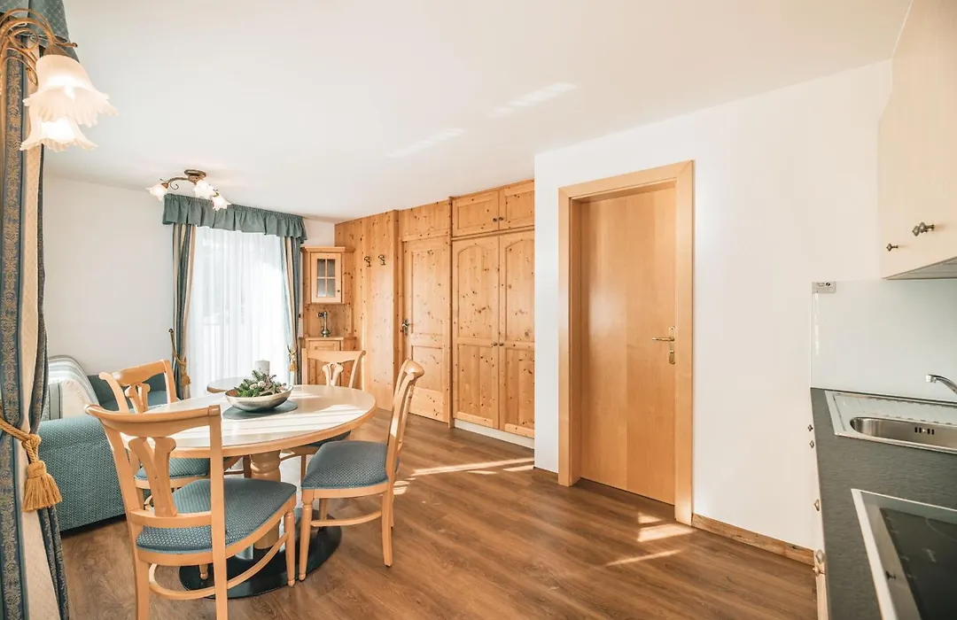 Garni Hotel Miara-1
