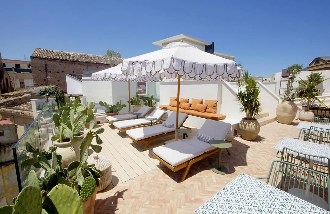 Casa Nostra Luxury Suites & Spa-1