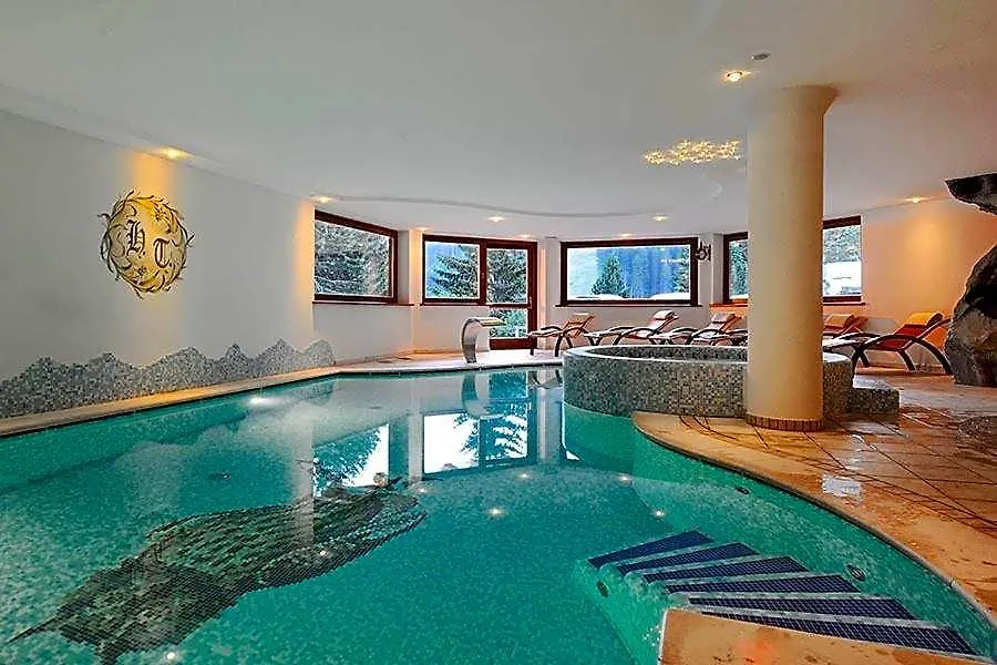Hotel Touring-1