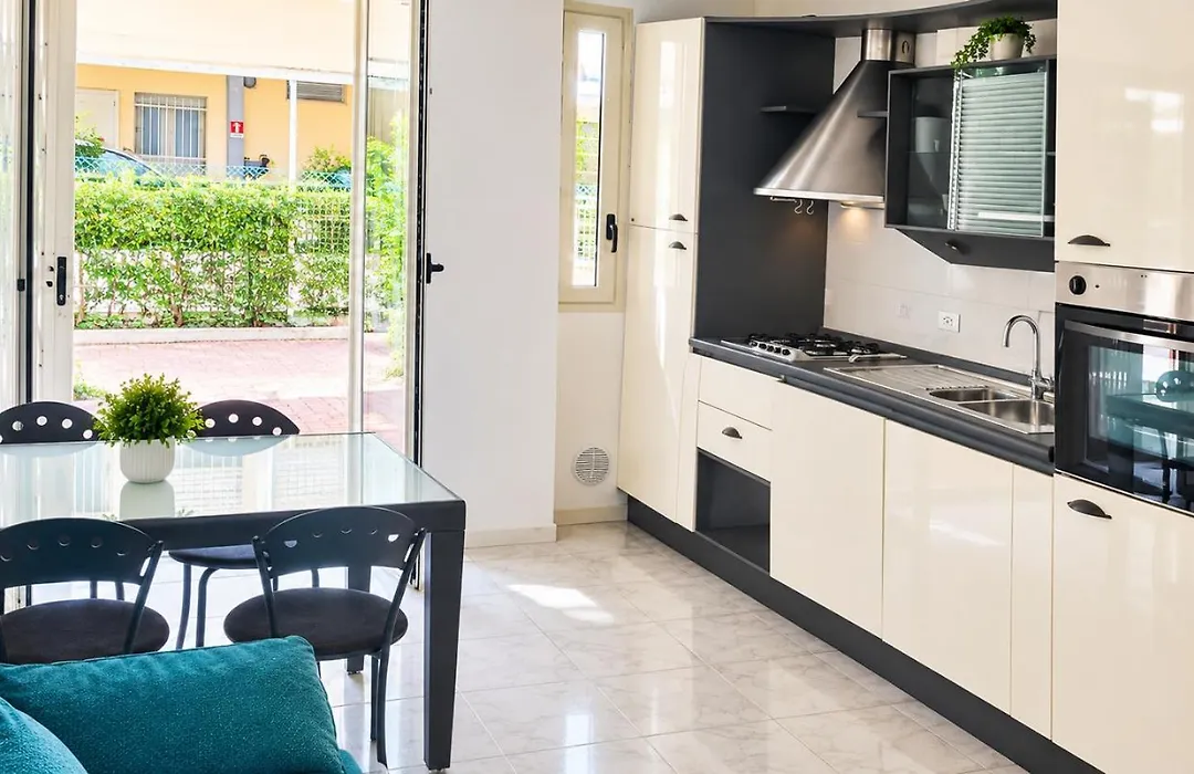 Family Hotel Antibes -50m dal mare --1