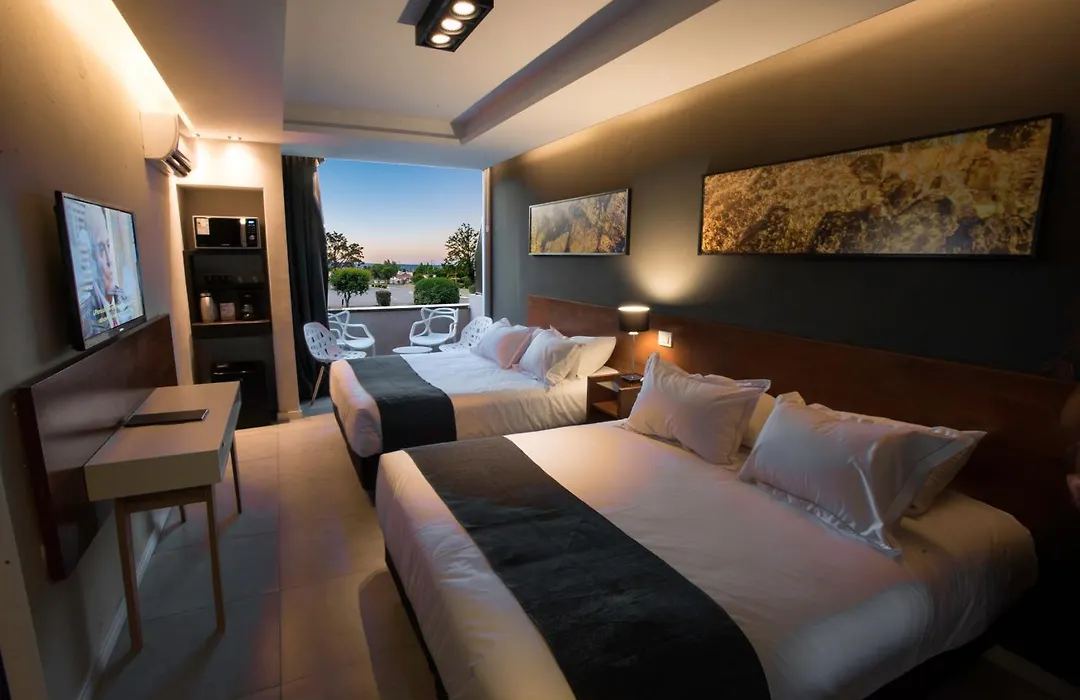 Pinares Panorama Resort, Spa&Convention Center-1
