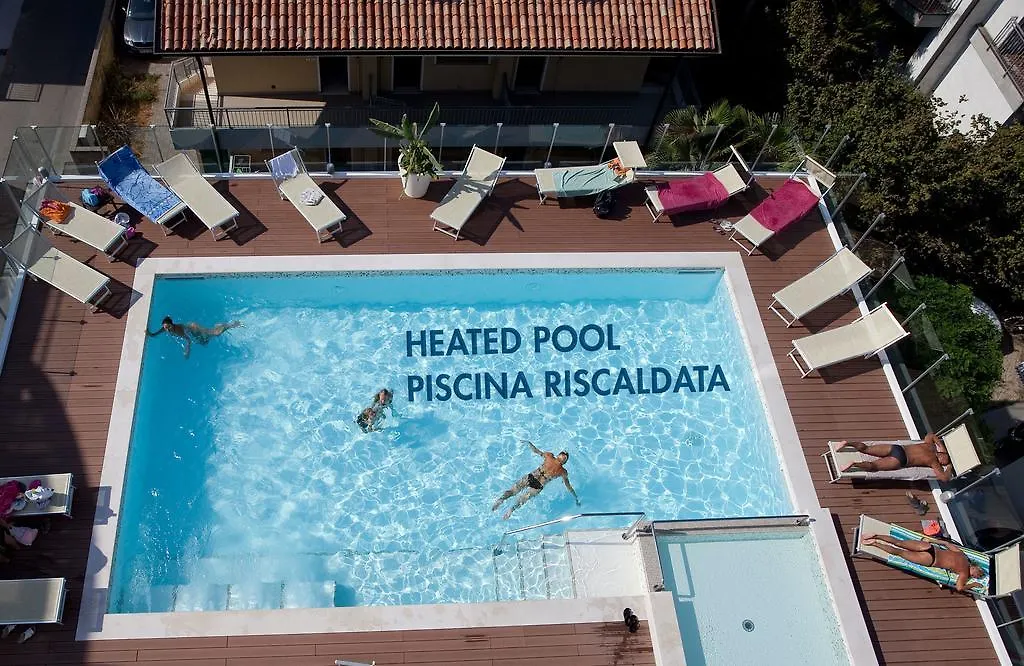 Hotel Tropical-1