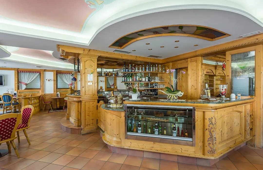 Hotel St. Raphael-1