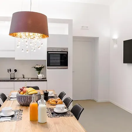 A Misura Duomo Rooms & Apartment - Ls Accommodations-3