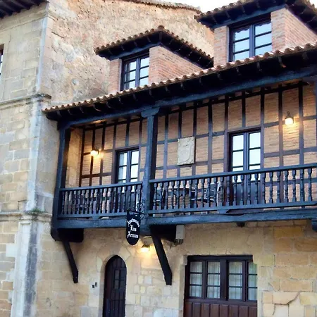 Akla Suites con Jacuzzi Santillana-2