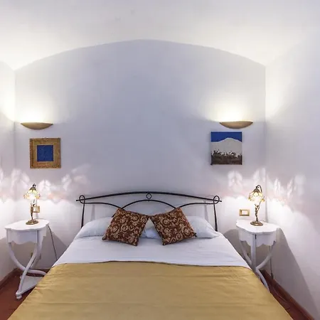 Rifugio Degli Artisti B&B-3