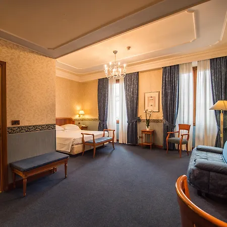Strozzi Palace Hotel-3