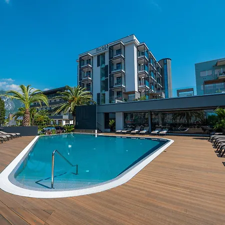 Lake Front Hotel Mirage-2