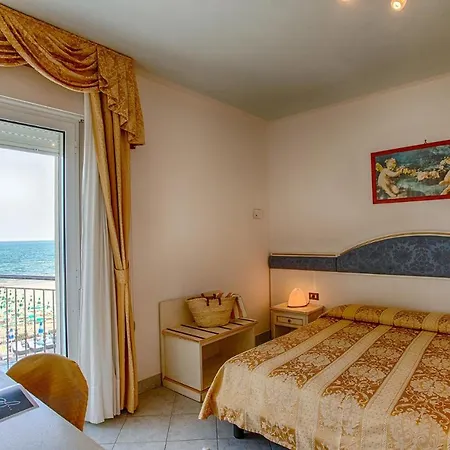 Hotel Elpiro-2