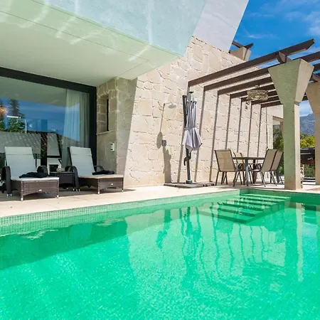 All About Villa Azur-3