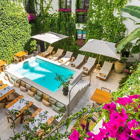 Casa Nostra Luxury Suites & Spa-3