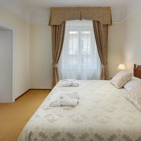 Boutique Hotel Seven Days-3