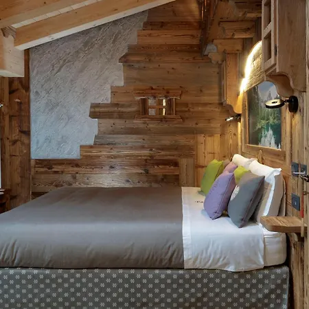 Francois Boutique Rooms - Matterhorn Retreat & Spa In Cervinia-2