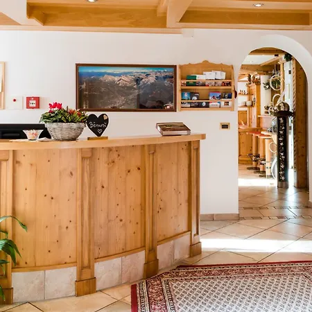 Garni Hotel Iris-2