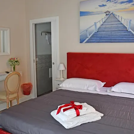 B&B Romeo Luxury Rooms-3