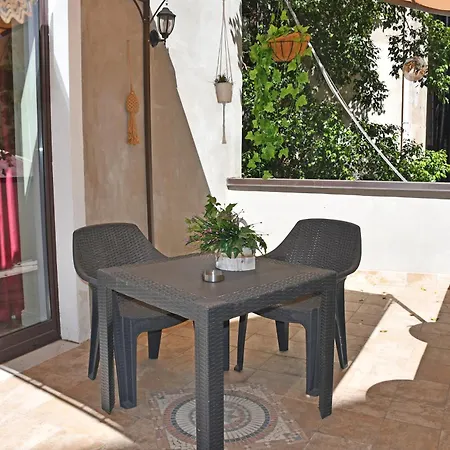 B&B Romeo Luxury Rooms-2