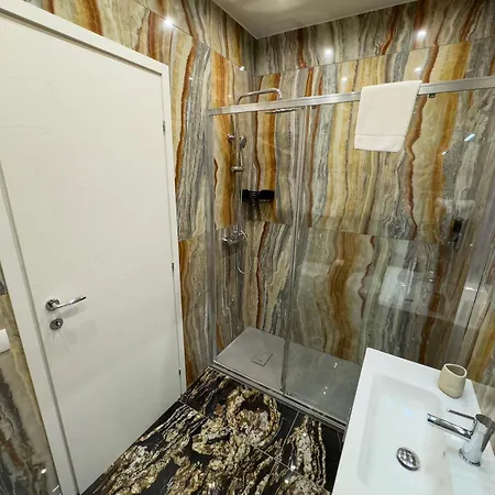 Suite And Room-2
