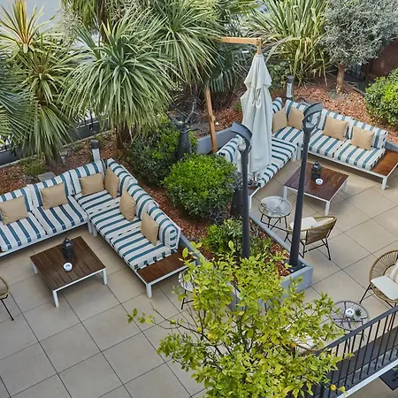 Jardins De Mademoiselle Hotel & Spa-3