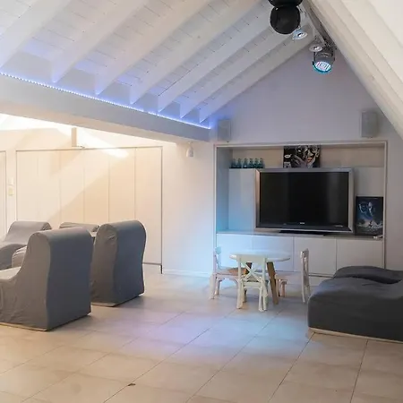 Casa lujosa, confort,spa,pileta climatizada y jacuzzi-3
