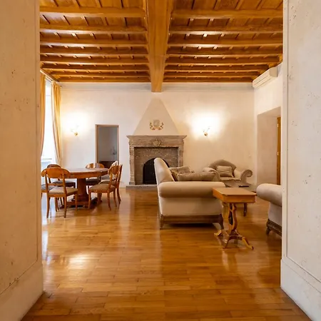 Pantheon Suites In Rome-3