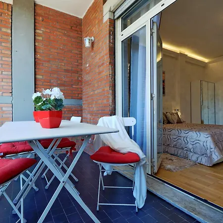 Luxury Rome Guest House-3