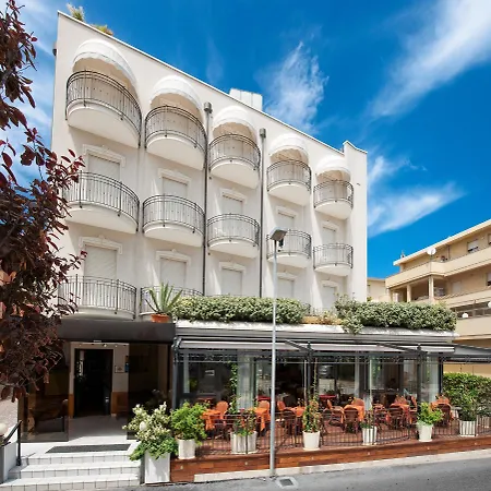 Hotel Gabriella-2
