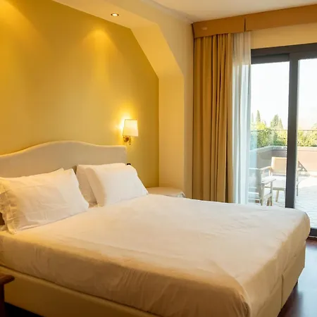 Admiral Hotel Villa Erme-3