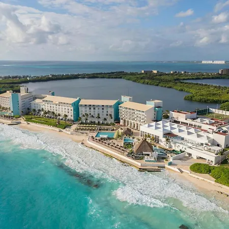 The Westin Cancun Resort Villas & Spa-3