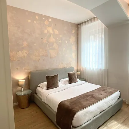 Boutique Room-2