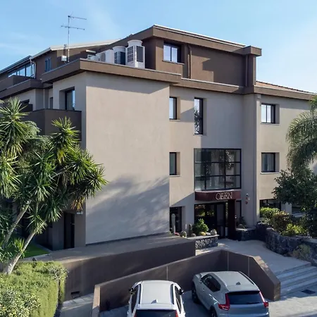 Ollen Apartments-3