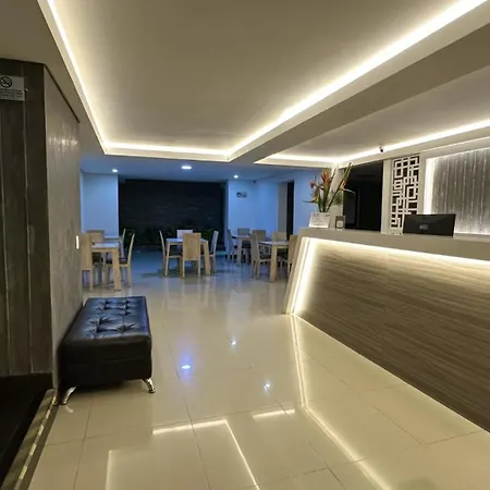 Hotel Loyds-3