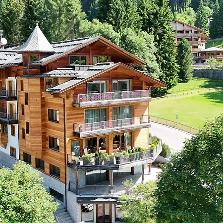 Chalet Laura Lodge Hotel-2