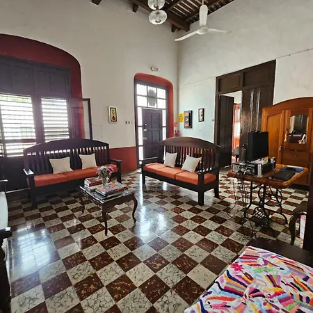 Casa de Zari B&B-3