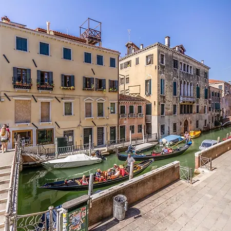 Palazzo San Firmino residenza storica all Suite Canal View-2