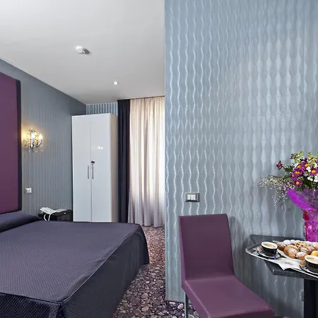 Hotel Relais Dei Papi-3