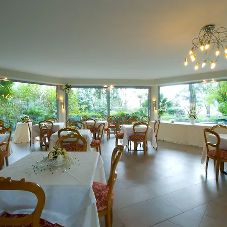 Hotel Oasi Wellness&Spa-3