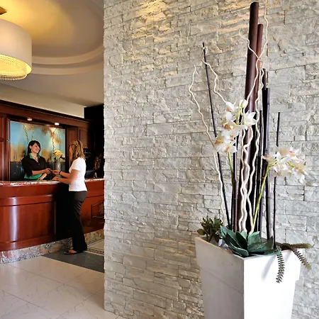 Hotel Life - Natural Style Rimini-3