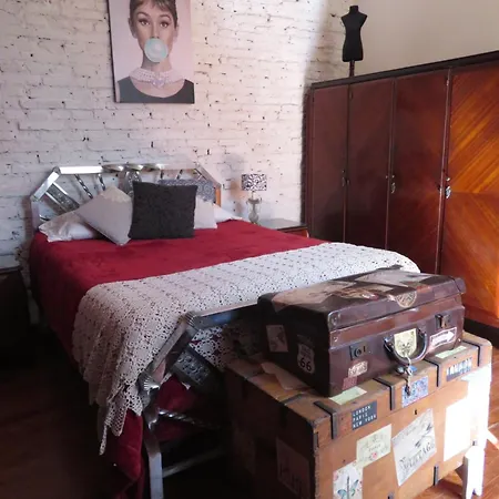 Andiamo Guest House-2