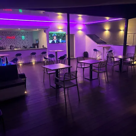 Daos Suites & Terrace Marbella-2