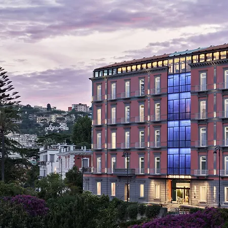 De Bonart Naples, Curio Collection By Hilton-3