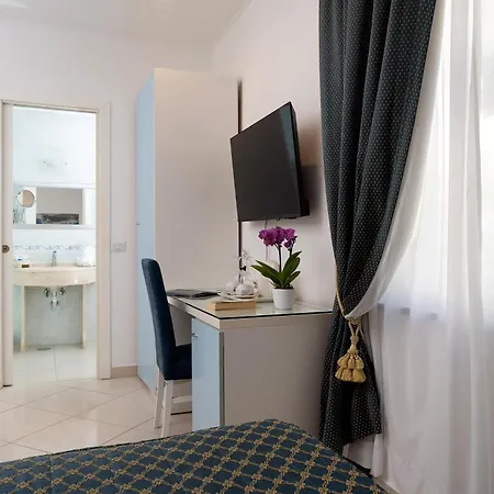 Hotel Weber Ambassador-2