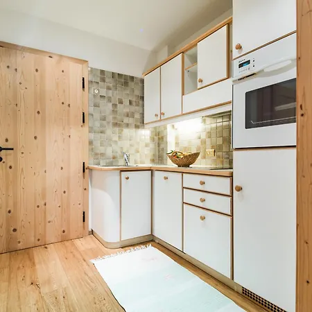 Garni Hotel Rosengarten B&B-3