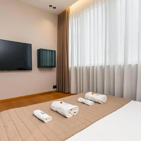 Zoe Luxury Suites-3