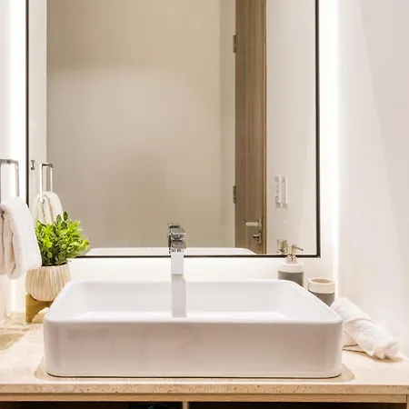 Studio Fenomenal Con Balcon Priv And Rooftop Whit Jacuzzi-2